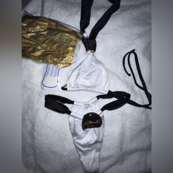 brazilian bikini - Picture 3 of 4